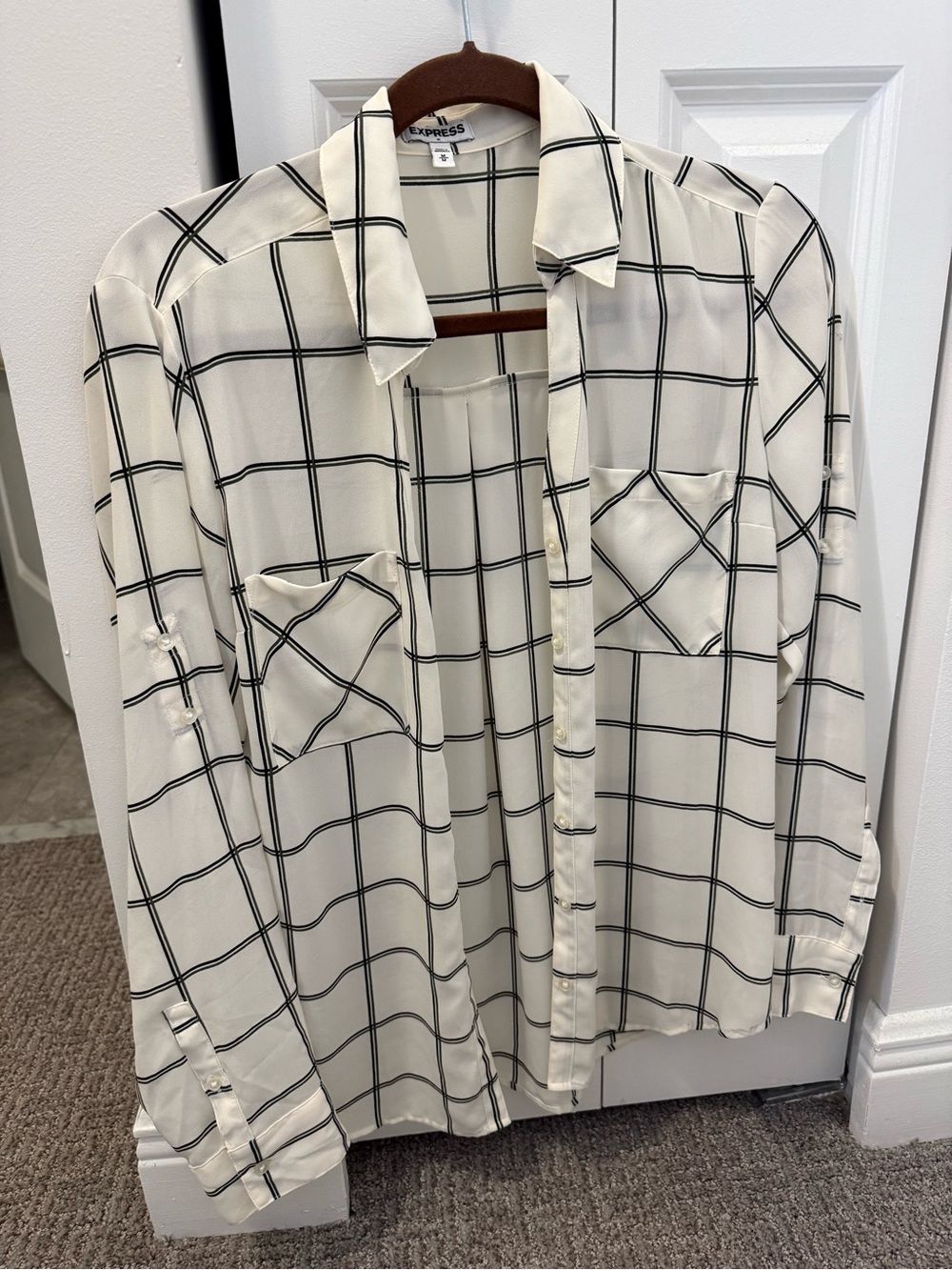 Express Women’s White and Black Portofino Blouse